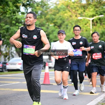 Runner Photo 4165265