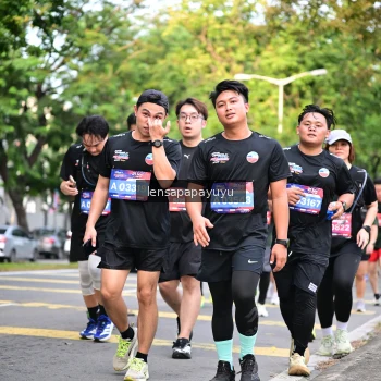 Runner Photo 4165289