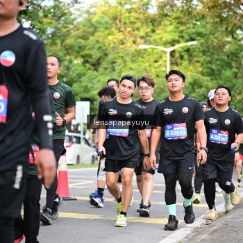 Runner Photo 4165290