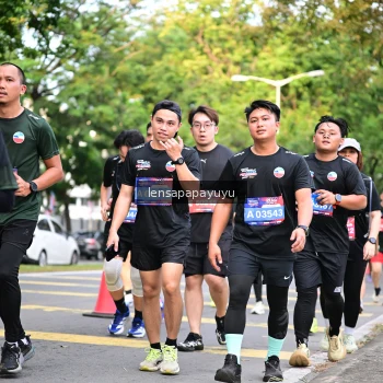 Runner Photo 4165291