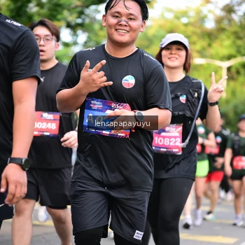 Runner Photo 4165295