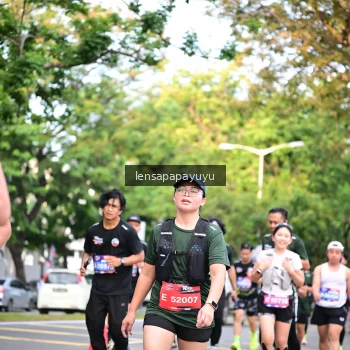 Runner Photo 4165306