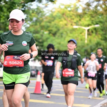 Runner Photo 4165307