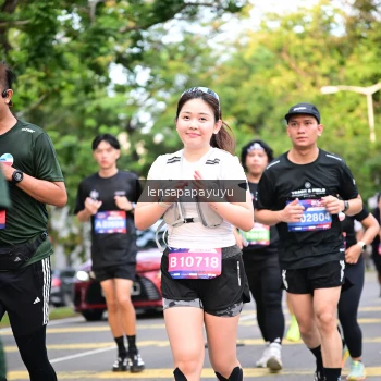 Runner Photo 4165313