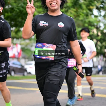 Runner Photo 4165318