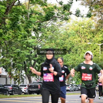 Runner Photo 4165333