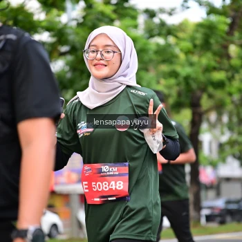 Runner Photo 4165342