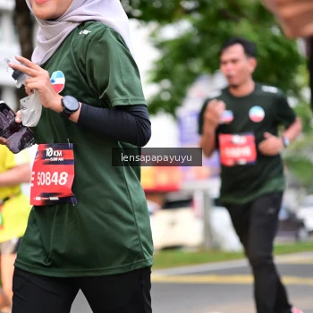 Runner Photo 4165346