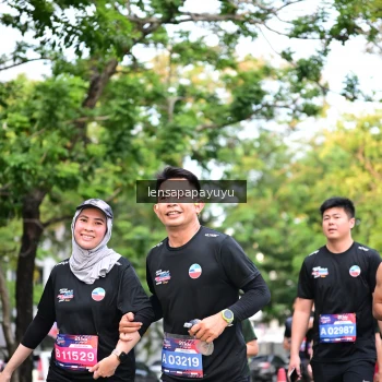 Runner Photo 4165347