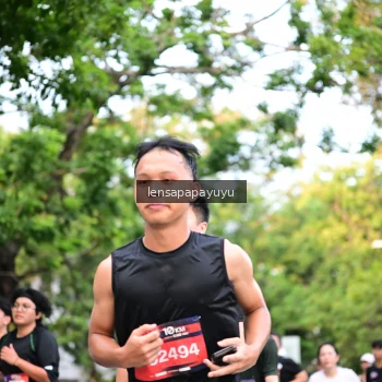 Runner Photo 4165350