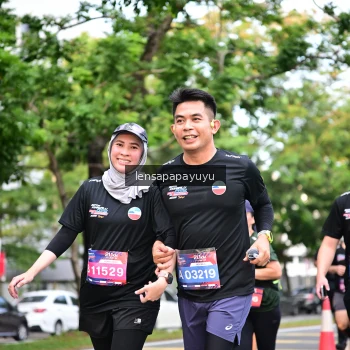 Runner Photo 4165352