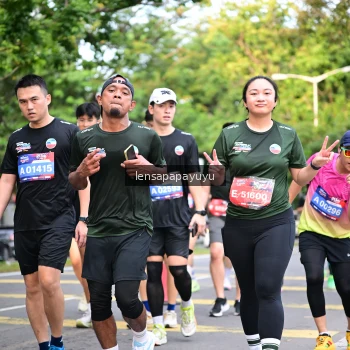 Runner Photo 4165363