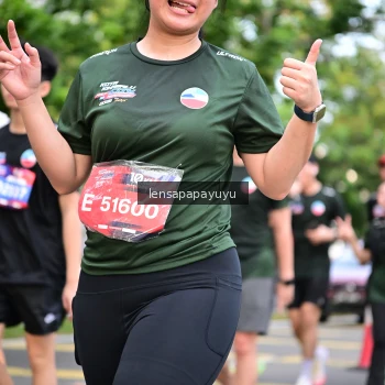 Runner Photo 4165369