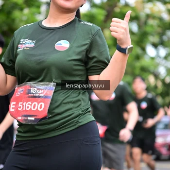 Runner Photo 4165370