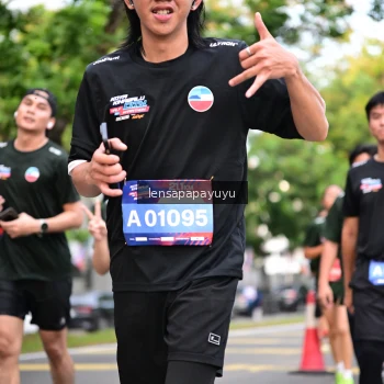 Runner Photo 4165373