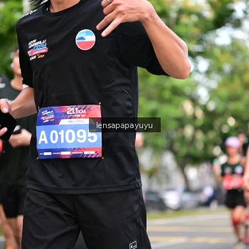 Runner Photo 4165377