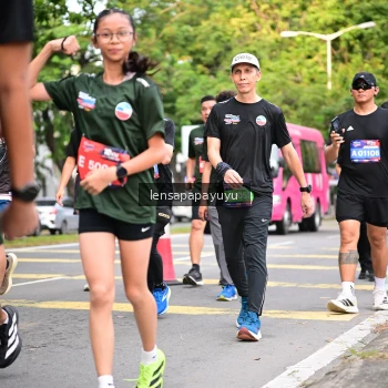 Runner Photo 4165385