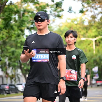 Runner Photo 4165386