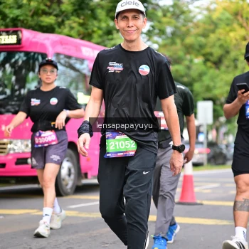 Runner Photo 4165387