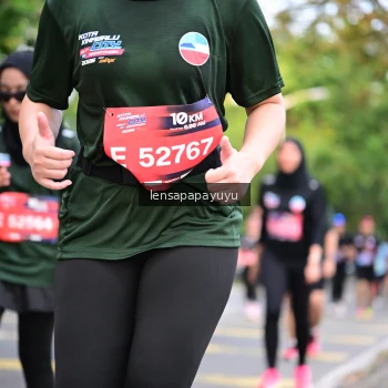 Runner Photo 4165412
