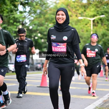 Runner Photo 4165414