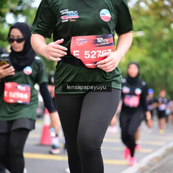 Runner Photo 4165417