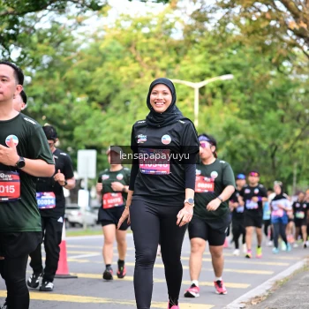Runner Photo 4165421