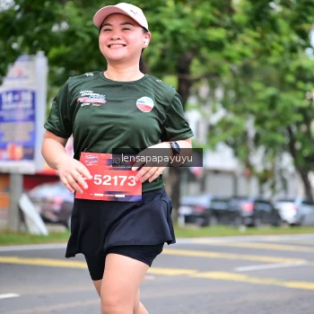 Runner Photo 4165429