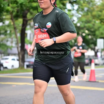 Runner Photo 4165431