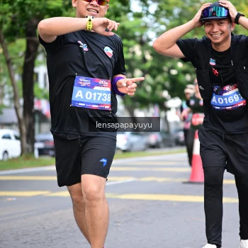 Runner Photo 4165445