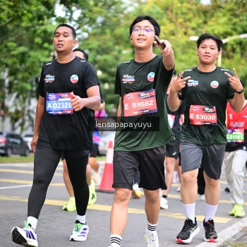 Runner Photo 4165459