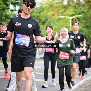 Runner Photo 4165471