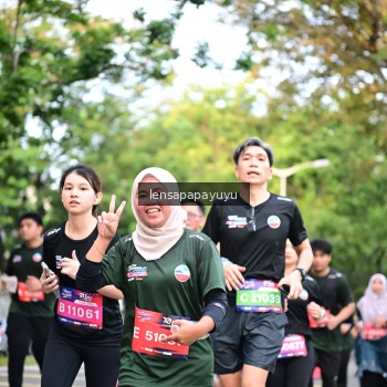 Runner Photo 4165475