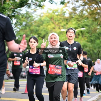 Runner Photo 4165476