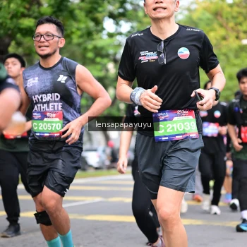 Runner Photo 4165479
