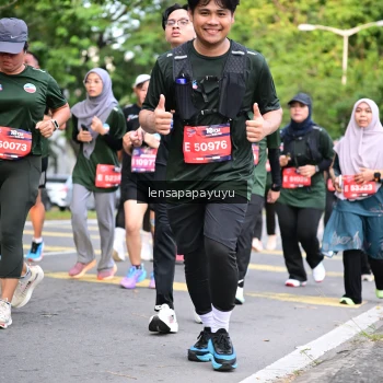 Runner Photo 4165481