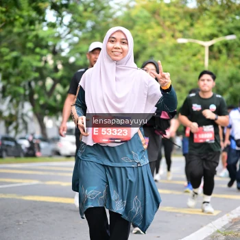 Runner Photo 4165488