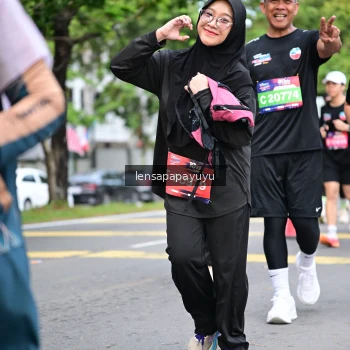 Runner Photo 4165492