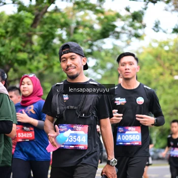Runner Photo 4165516