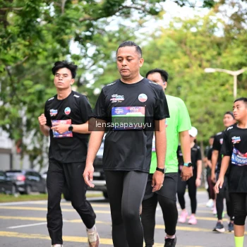Runner Photo 4165523