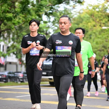 Runner Photo 4165527