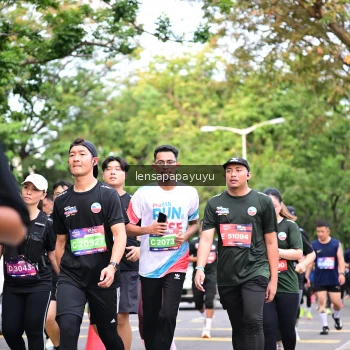 Runner Photo 4165531