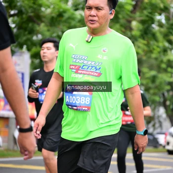 Runner Photo 4165532