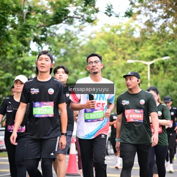 Runner Photo 4165534