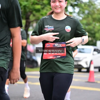 Runner Photo 4165546