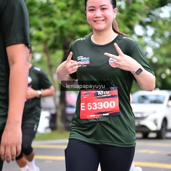 Runner Photo 4165547