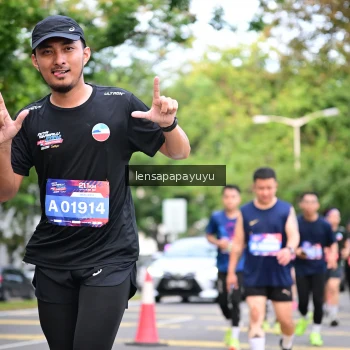 Runner Photo 4165549