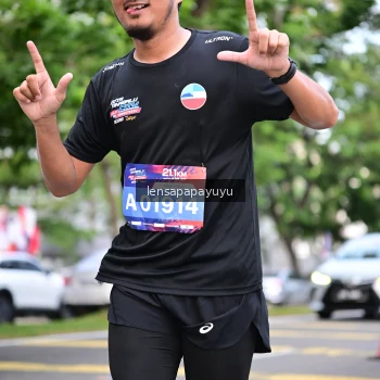 Runner Photo 4165550