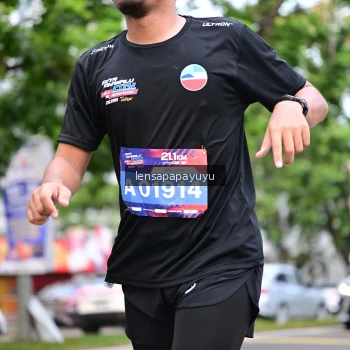 Runner Photo 4165554