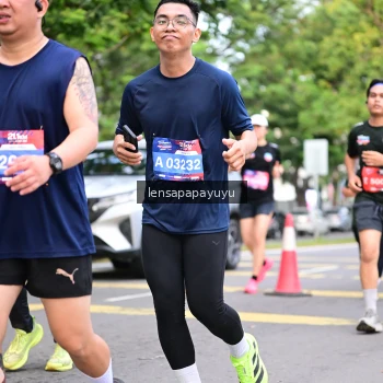 Runner Photo 4165556